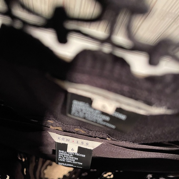 Super Cute KEW 159 black cut-out lace shift dress SUMMER coverup AU brand size 6 - Picture 6 of 10